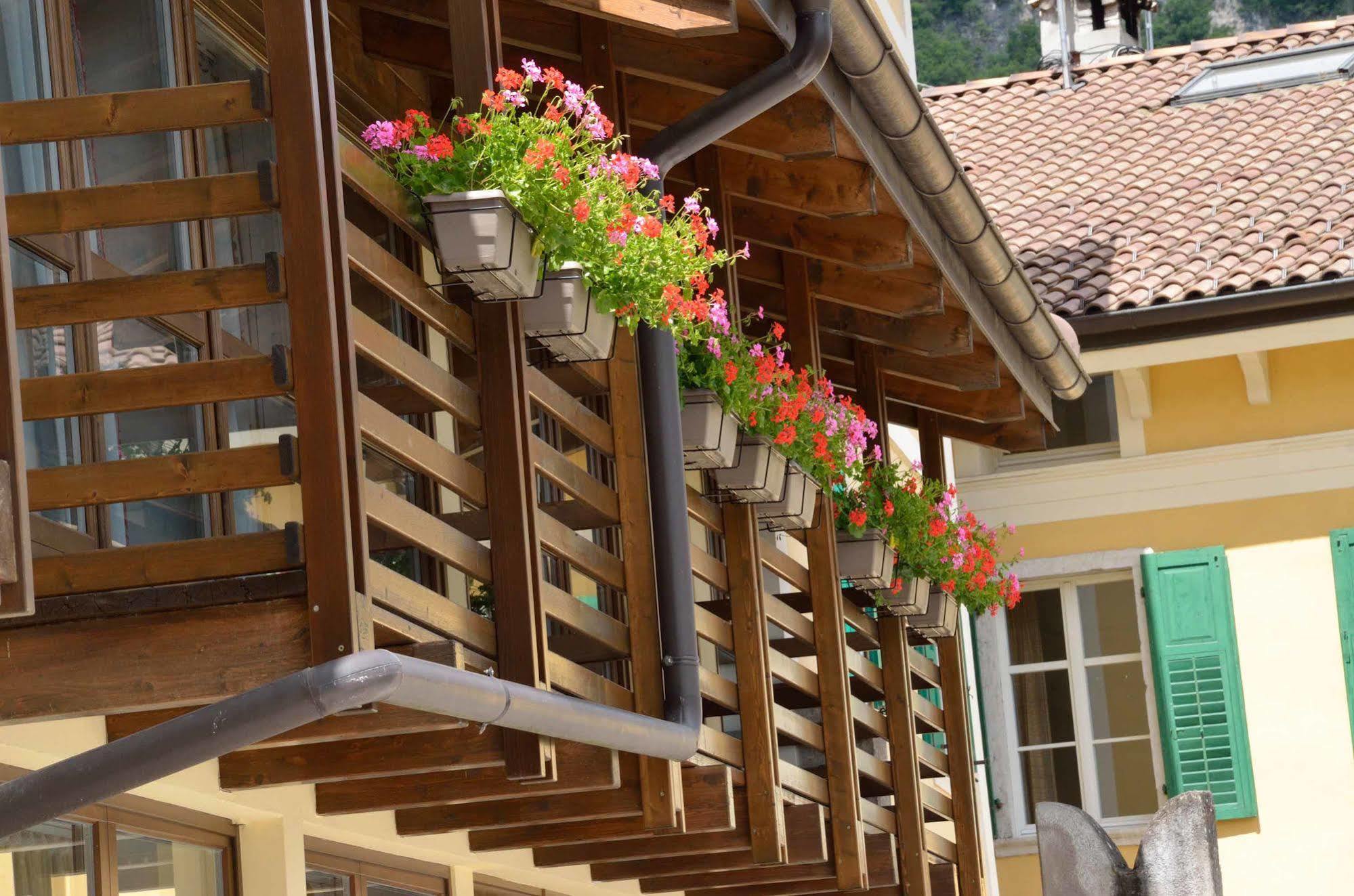 Hotel Garni San Giorgio Trient Exterior foto