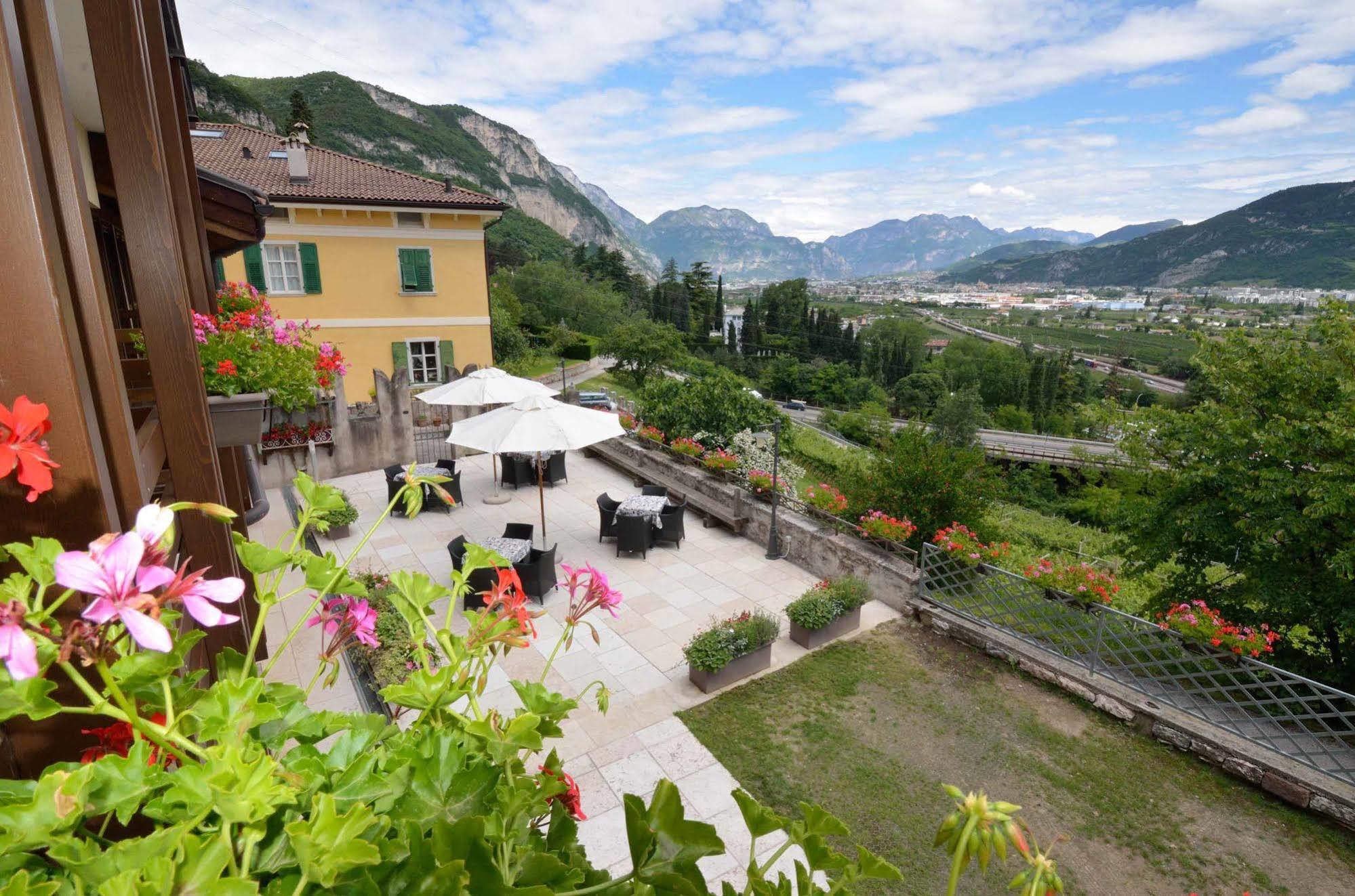 Hotel Garni San Giorgio Trient Exterior foto